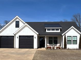 16665 W Sierra Cir, Tahlequah, OK 74464