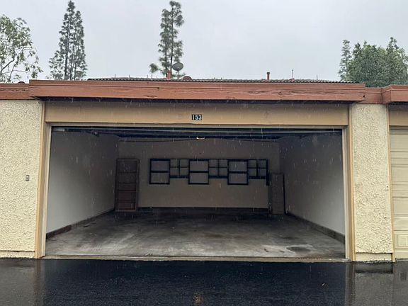 5th image of 5720 Owensmouth Ave Unit 153