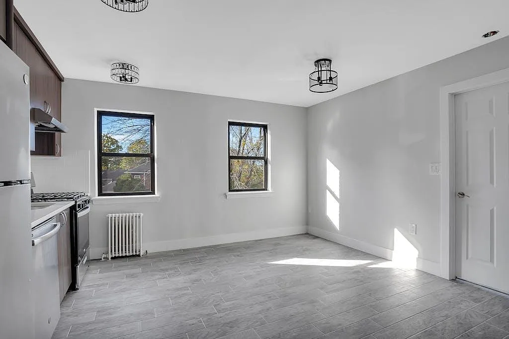 2 bed, 1000 sqft, $2,750 — Photo 2