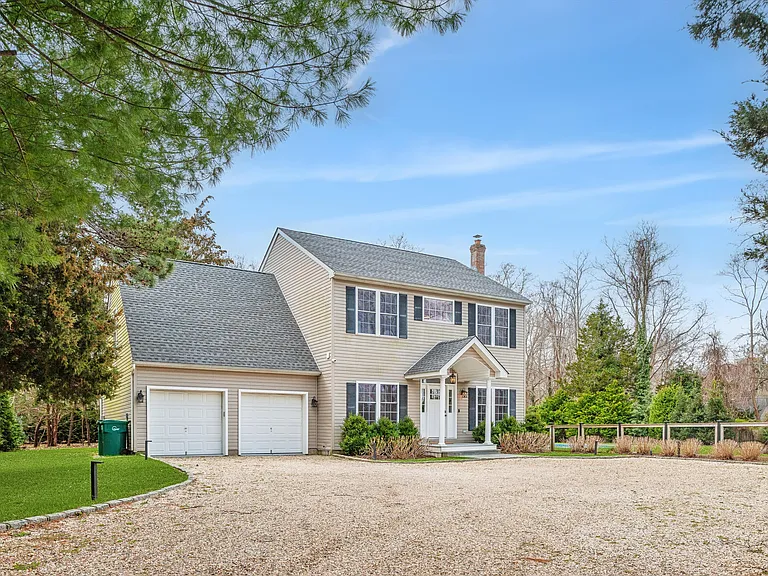 4056 Noyac Rd — Photo 22