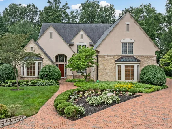 7817 Jonell Sq, New Albany, OH 43054