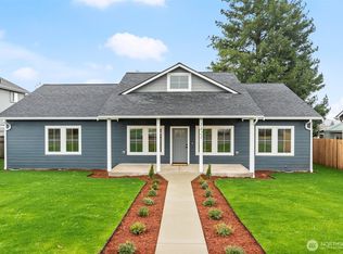 1421 W Main St, Elma, WA