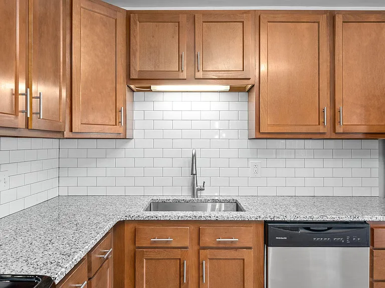 5600 Country Dr #316 — Photo 9