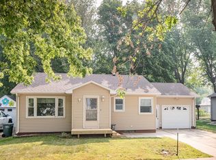 206 2nd Ave N, Hospers, IA 51238