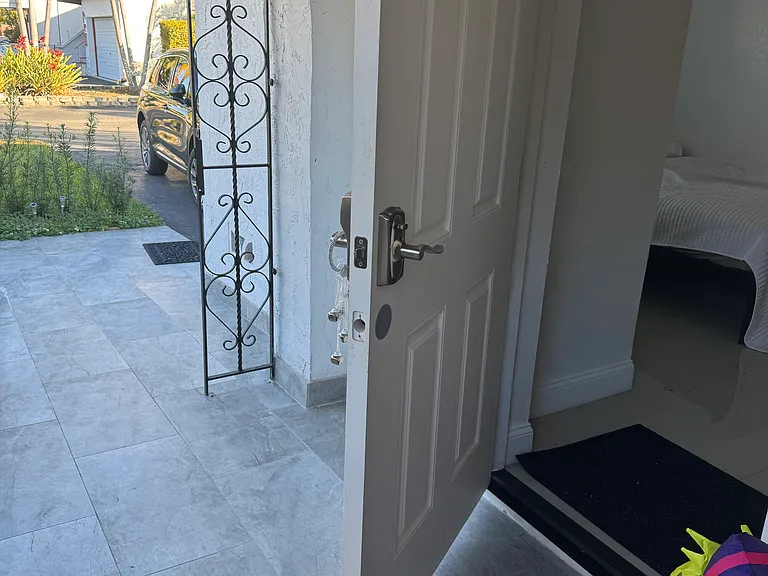 SW 34th Ln — Photo 6