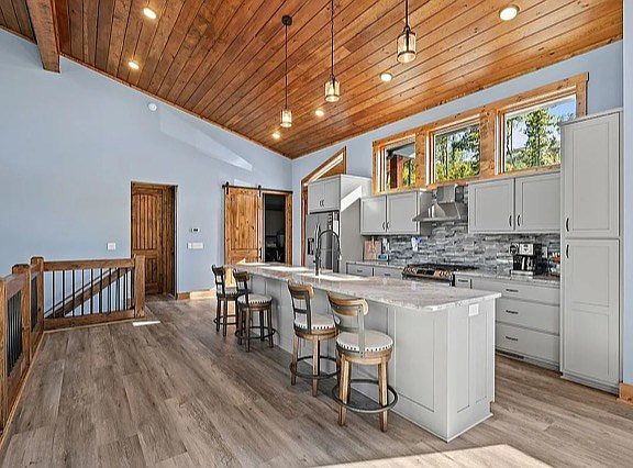 4th image of 1281 High River Rd