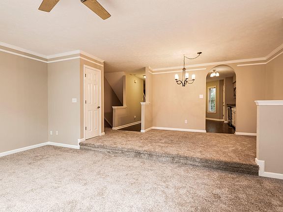 3rd image of 8805 Ashton Ct
