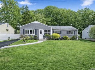 16 Meadow Rd, Montrose, NY 10548