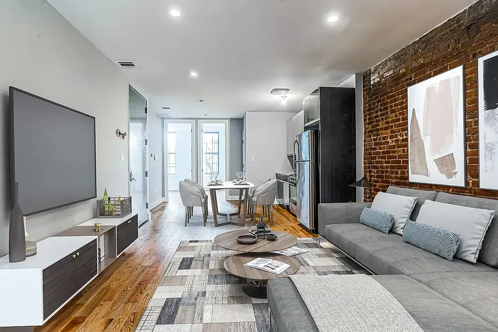 4 bed, 4.0 bath, 1200 sqft, $1,280 — Photo 4