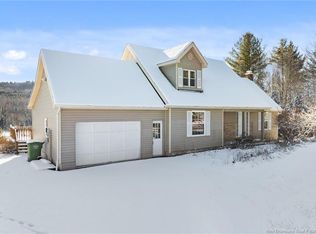 18 Hillview St, Kingsclear, NB E3E 1V1