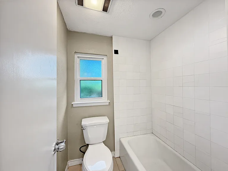 6251 Shirley Dr — Photo 26