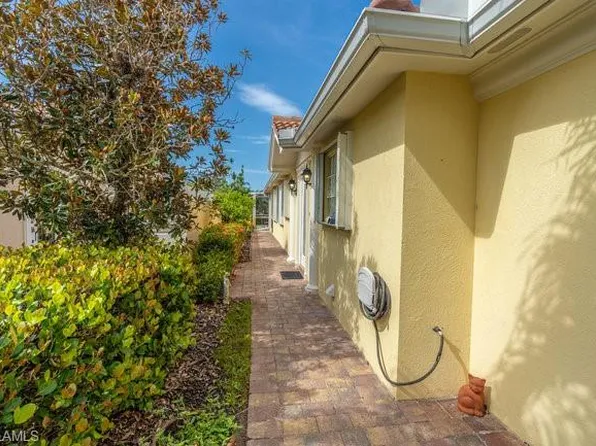 7630 Novara CT, NAPLES, FL 34114