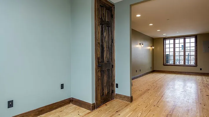 Rented by Nooklyn NYC LLC | media 25