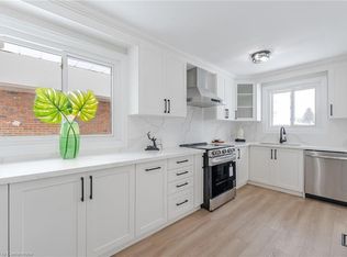 600 Gliddon Ave, Oshawa, ON L1H1Z9