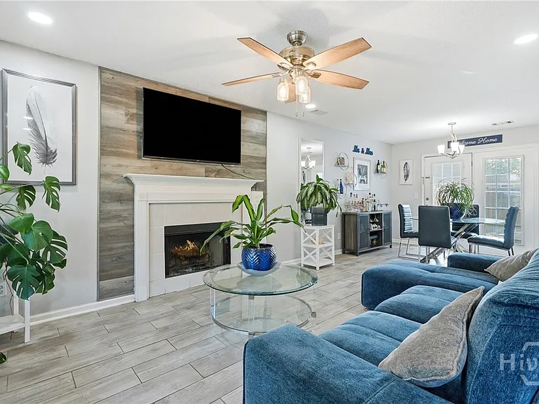 126 Bluelake Blvd — Photo 2