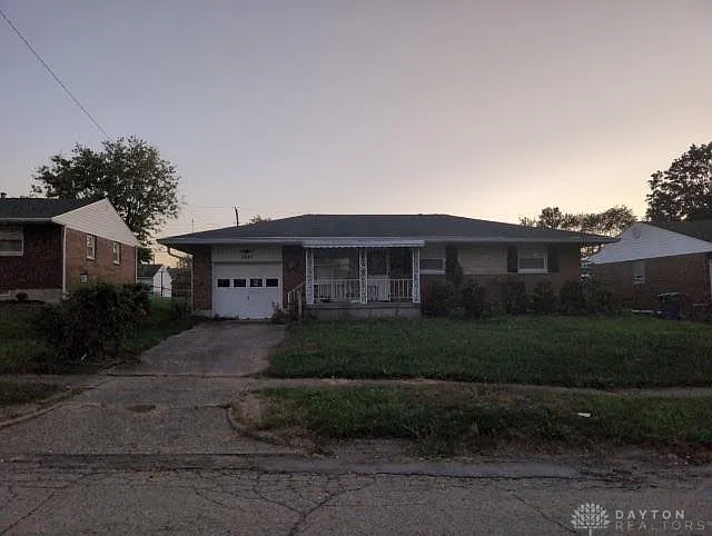 1341 Renslar Ave photo 1