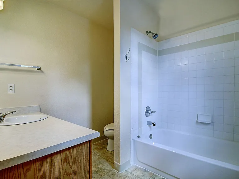12540 Beach St — Photo 19