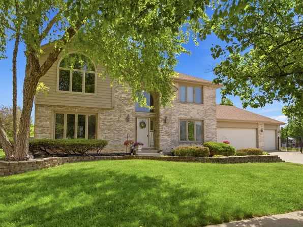 1024 Kylemore Ct, Lockport, IL 60441