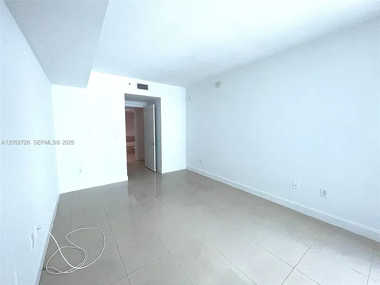 218 SE 14th St #1004 — Photo 7