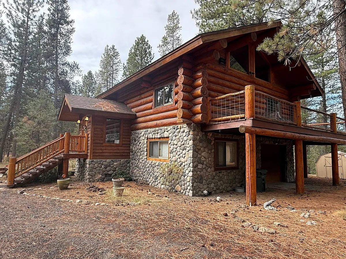 Building Photo - 55303 Velvet Ct