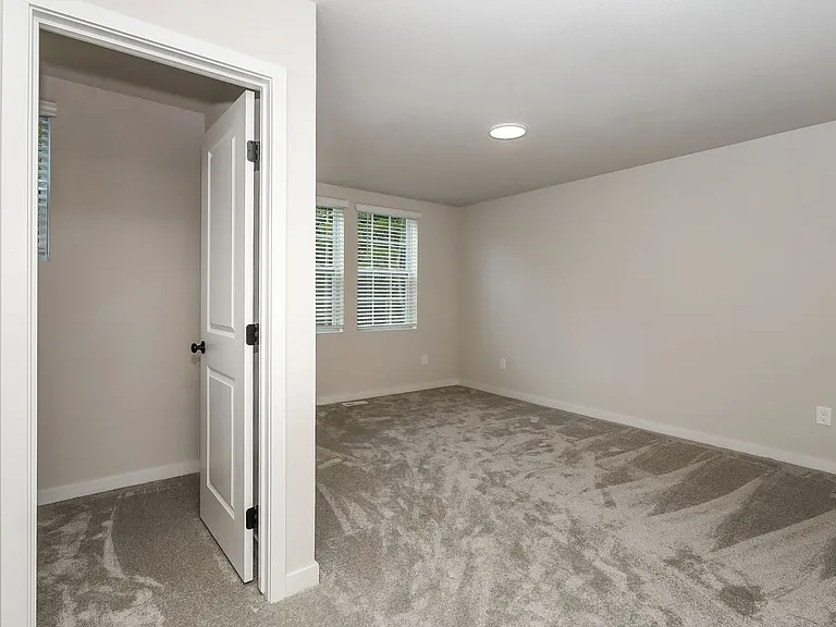 1835 Kingfisher Cir — Photo 17