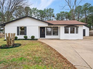 1405 14th Cir, Barling, AR 72923