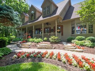 15N612 Red Leaf Rd, Hampshire, IL 60140