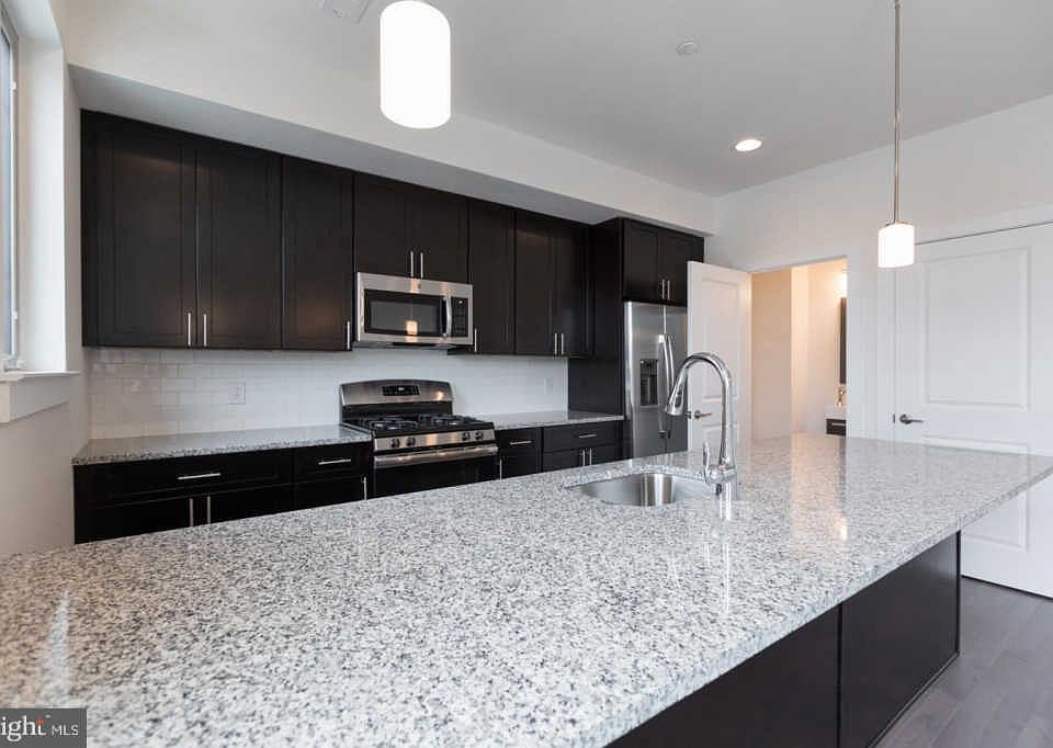 1st image of 2125 E Lehigh Ave #B-12