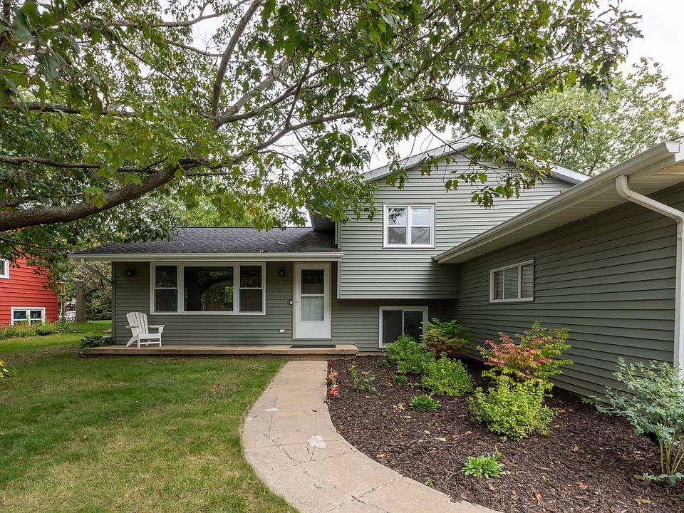 1st image of 21 Sheehan Dr