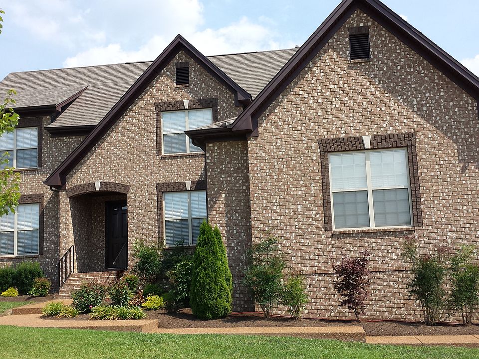 2nd image of 1026 Tower Hill Ln
