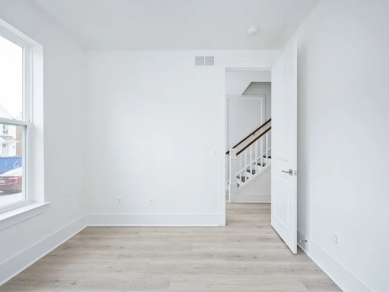 9207 Forkleaf Oak Dr — Photo 14
