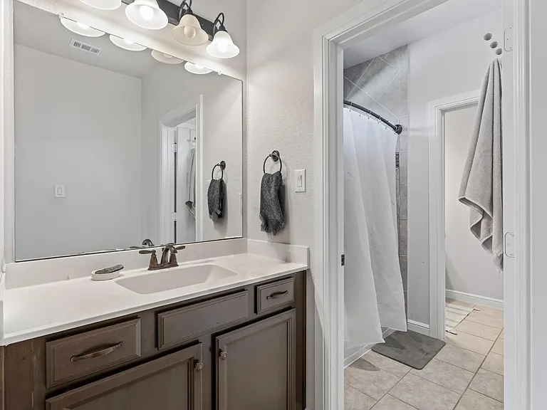 27 Floral Vista Dr — Photo 40