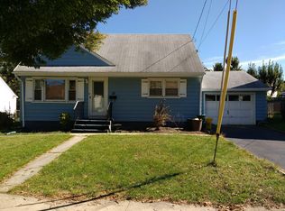 23 Shackamaxon Dr, Hamilton, NJ 08690