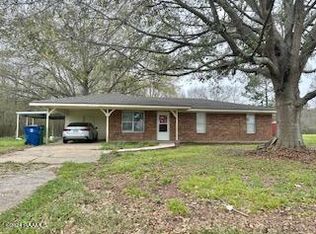 3925 Pitreville Hwy, Church Pt, LA 70525