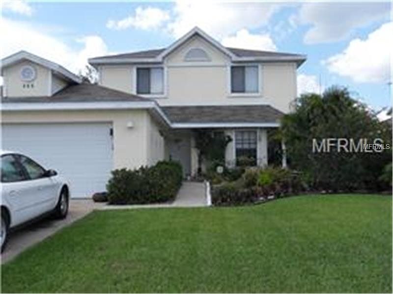 1st image of 365 Chicago Woods Cir