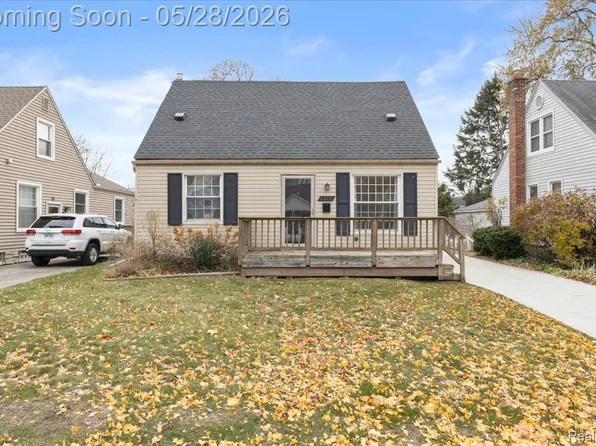 1313 Royal Ave, Royal Oak, MI 48073