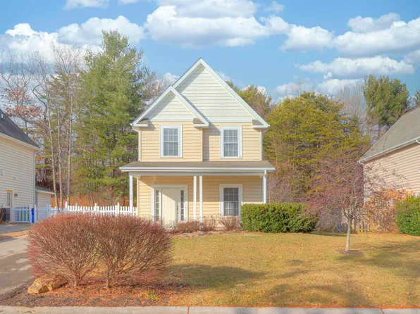 50 Overlook Dr, Christiansburg, VA 24073