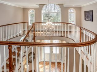 368 W Mountain Rd, Sparta, NJ 07871