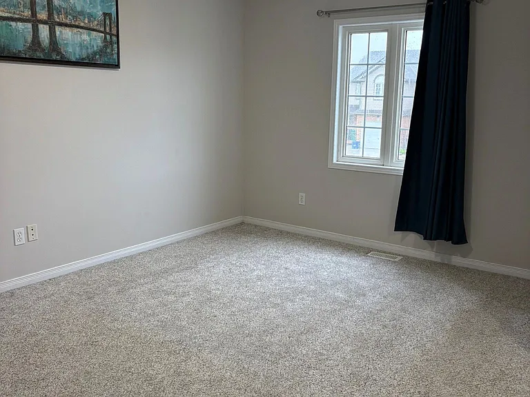 42 N Foxglove Cres — Photo 21