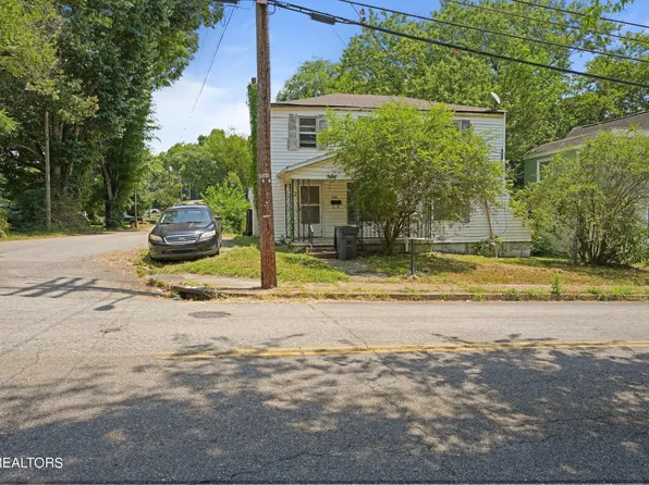 1700 Wilder Pl, Knoxville, TN 37915