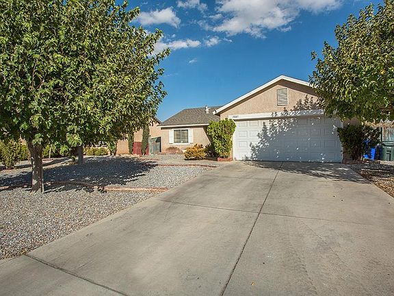 2nd image of 17887 Kendall Cir