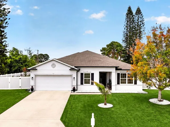 491 SE Lancaster Avenue, Port St Lucie, FL 34984