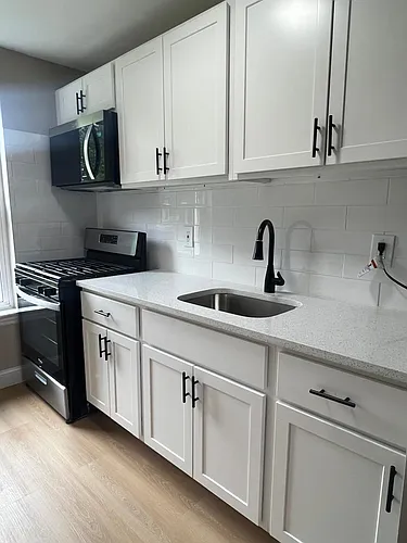 678 Park Ave #24-1A Photo 1