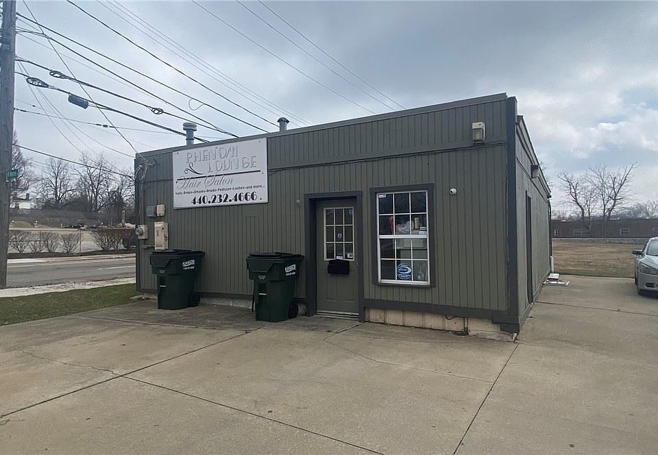 1st image of 820 Broadway Ave