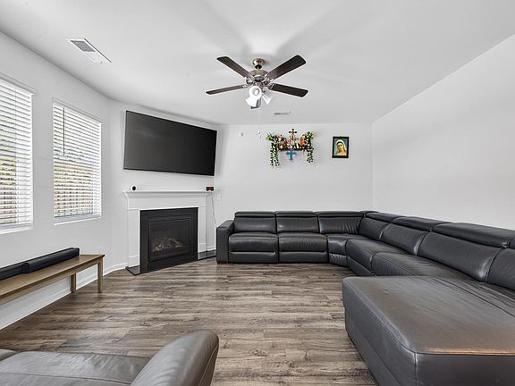 3rd image of 4055 Sorensten Dr