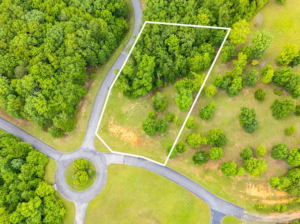 415 Rivermyst Dr, Spring City, TN 37381