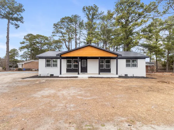 804 Lakecrest Dr, Fayetteville, NC 28301