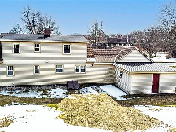 4th image of 149 Prospect St