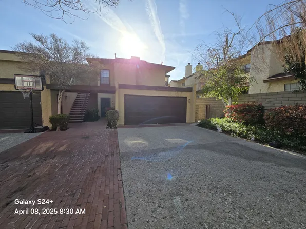 42821 15th St W Unit 3, Lancaster, CA 93534