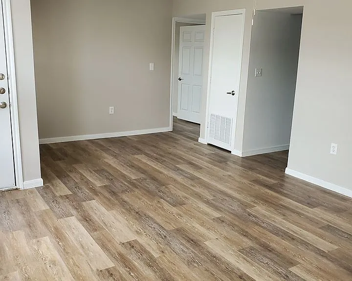 Autumn Brooke Apartments — Photo 11